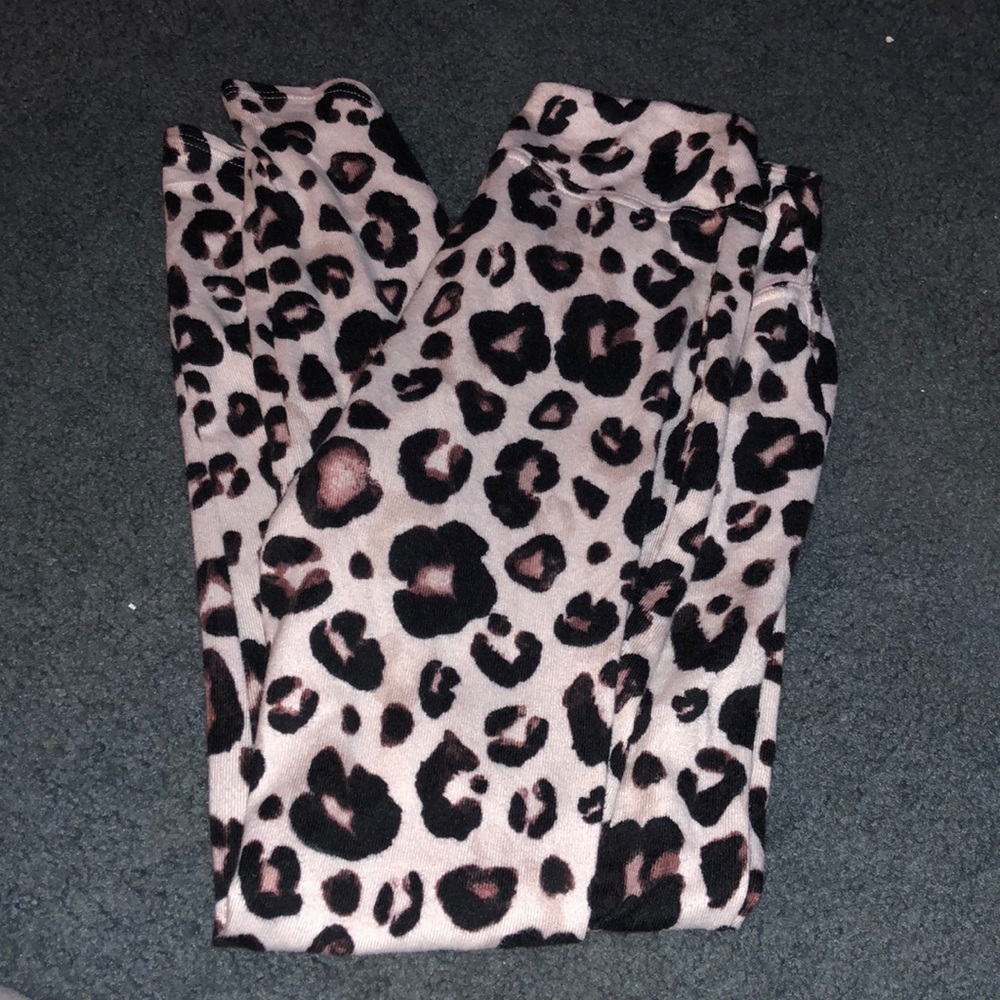 Soft cheetah print leggings